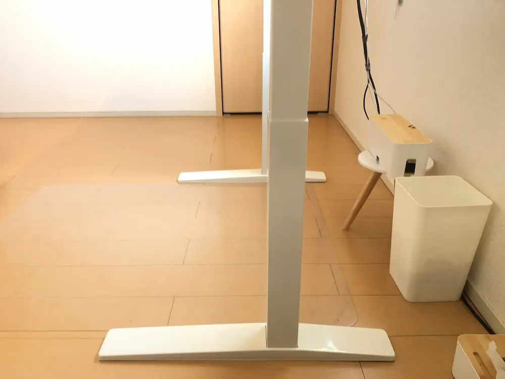 2年経過後も傷や異音、動作の不具合がない電動昇降デスク